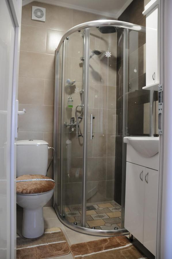 Favorit Apartments Čačak Esterno foto
