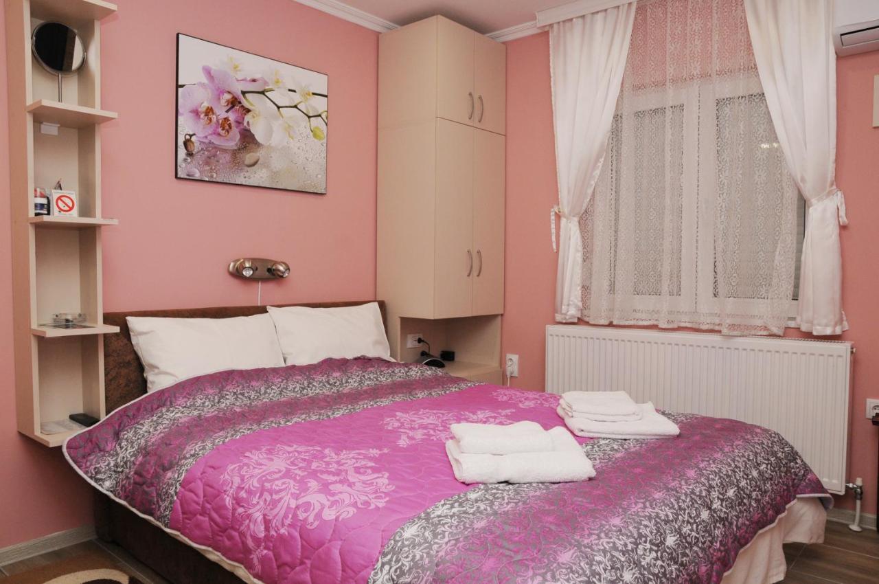 Favorit Apartments Čačak Esterno foto